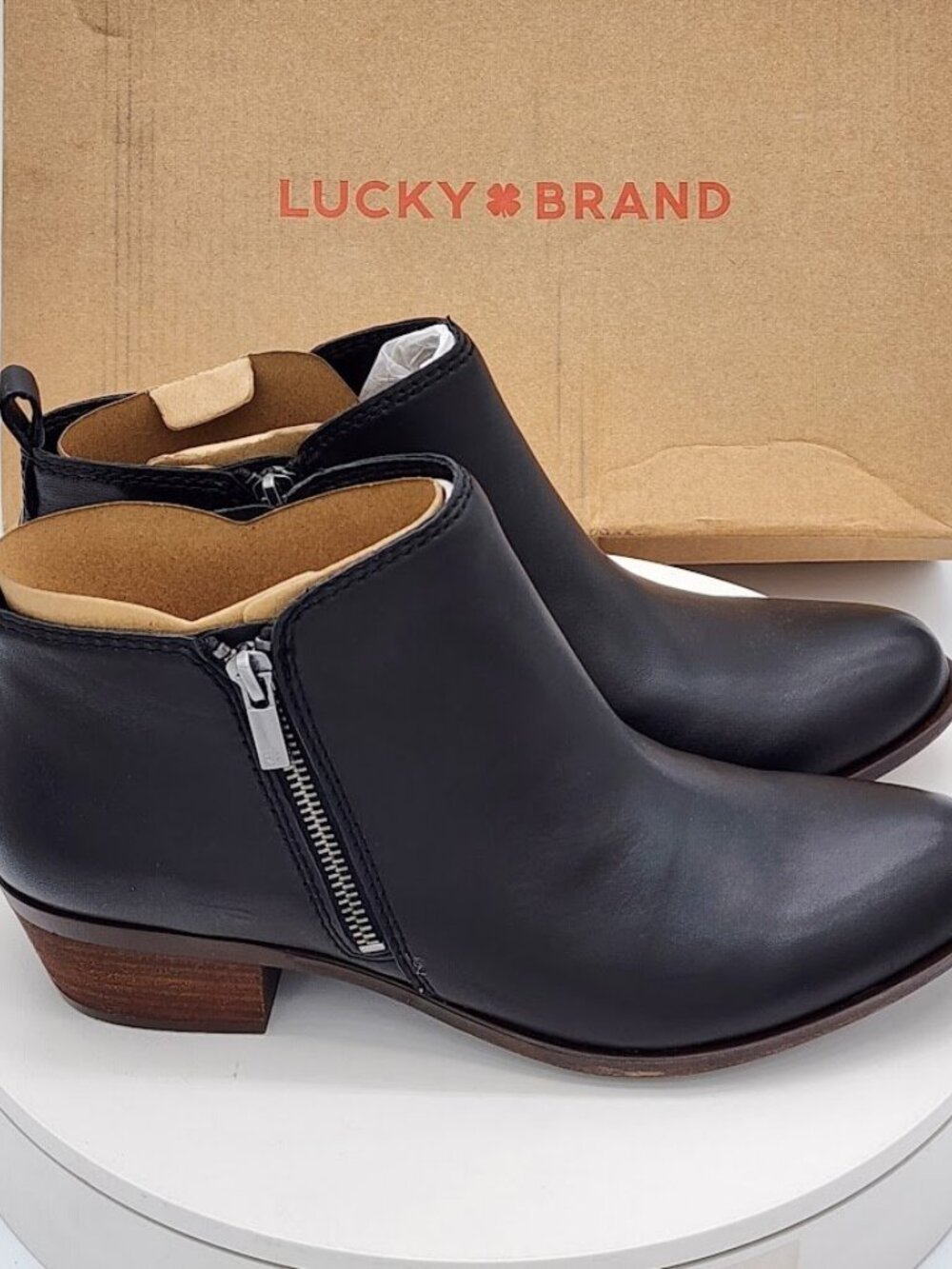 Lucky Brand Basell Black Glove Nappa Leather Ankle Booties Women’s Size 9.5 - Picture 2 of 9